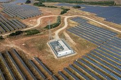 Dốc hàng trăm tỷ Euro, Địa Trung Hải tham vọng dẫn dầu cuộc đua năng lượng tái tạo