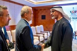 Lãnh đạo UAE và Iran lần đầu gặp mặt kể từ khi xung đột bùng phát