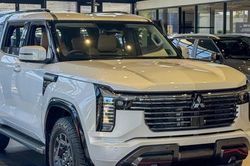 Mitsubishi Pajero mới chốt lịch ra mắt Đông Nam Á, chờ ngày về Việt Nam