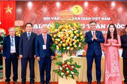 GS.TS Lê Hồng Lý tái đắc cử Chủ tịch Hội Văn nghệ dân gian Việt Nam