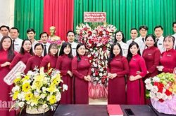 Tòa án nhân dân khu vực 7 - An Giang họp mặt kỷ niệm 81 năm Ngày truyền thống Tòa án nhân dân