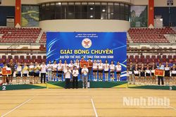 Chung kết và trao giải môn Bóng chuyền Đại hội Thể dục thể thao tỉnh lần thứ I
