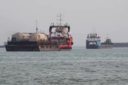 Iran ra điều kiện mở lại eo biển Hormuz