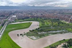 Trả lại 'khoảng thở' cho các dòng sông