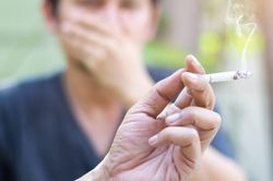 Thuốc lá mới và nguy cơ gia tăng sử dụng ở nữ giới