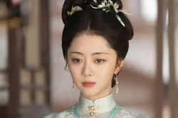 Bất chấp bị chê 'ké fame', Lan Hương Như Cố của Đàm Tùng Vận vẫn bùng nổ