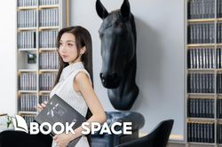 Quán cà phê chi hơn nửa tỷ đồng trang trí theo tiểu thuyết 'Bố già'