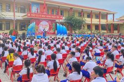 Khẩn trương bố trí công chức phụ trách giáo dục, đào tạo ở cấp xã