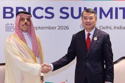 Thủ tướng Lê Minh Hưng tiếp Hoàng thân, Bộ trưởng Ngoại giao Saudi Arabia