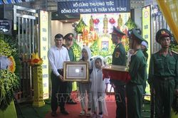 Chủ tịch nước truy tặng Huân chương Dũng cảm đối với Trung tá Trần Văn Tùng