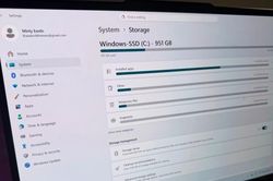 Cách giải phóng hàng chục GB dung lượng trên máy tính Windows