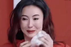 Diện mạo mới của Trương Bá Chi gây tranh cãi