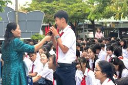 Học sinh Đà Nẵng học cách ứng phó bạo lực học đường, lừa đảo trên không gian mạng