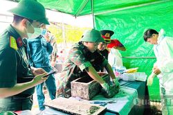 Minh Hóa: Tổ chức lấy mẫu sinh phẩm 201 hài cốt liệt sĩ chưa có thông tin