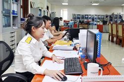 Đẩy mạnh chuyển đổi số, hỗ trợ người nộp thuế