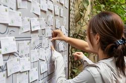 Người Hà Nội lưu giữ kỷ niệm tại cửa hàng kem 35 Tràng Tiền