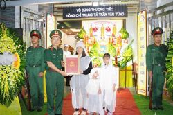 Truy thăng quân hàm Trung tá cho Thiếu tá Trần Văn Tùng hy sinh khi cứu người