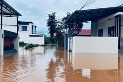 Mưa xối xả kéo dài, xuất hiện 217 xã, phường nguy cơ cao sạt lở