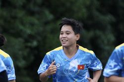 Ngân Thị Vạn Sự: 'ĐT nữ Việt Nam quyết tâm cải thiện trước Nhật Bản'
