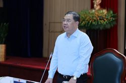 Phó Thủ tướng Thường trực Phạm Gia Túc: EVN phải giữ vai trò nòng cốt trong bảo đảm an ninh năng lượng