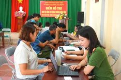 Đẩy mạnh học tập, thực hành theo Bác vì hạnh phúc của nhân dân