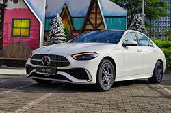 Triệu hồi gần 300 xe Mercedes-Benz C200 và C300 tại Việt Nam lỗi khoá cửa
