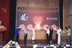 Phát động 'Chương trình Bản sắc', lan tỏa văn hóa Việt trên môi trường số