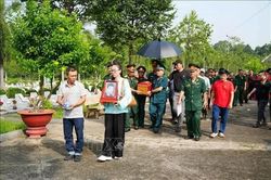 Đồng Nai: Tổ chức cất bốc và tiễn đưa hài cốt liệt sĩ về quê an táng