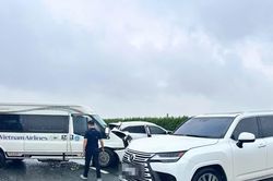 Mưa lớn kéo dài đến 17/9, Cảnh sát giao thông khuyến cáo tài xế giảm tốc độ