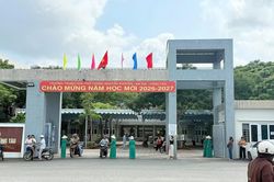 Vụ phụ huynh đến muộn, nhà trường đóng cổng: Chủ tịch UBND phường lên tiếng