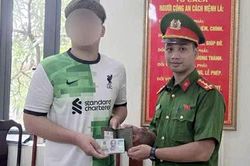 Tân sinh viên đánh rơi 10 triệu đồng khi mới lên Hà Nội nhập học