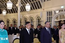 Tổng Bí thư, Chủ tịch nước và Phu nhân chủ trì tiệc chiêu đãi Nhà vua và Hoàng hậu Thái Lan