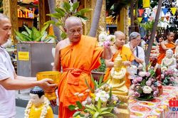'Muốn vận động bà con thì phải hiểu họ nghĩ gì, cuộc sống khó khăn ở đâu'