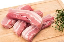 Giá nông sản hôm nay (15/9): Giá thịt lợn hơi dao động trong khoảng 57.000 - 59.000 đồng/kg, cà phê đi ngang