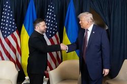 Ông Trump: Nga và Ukraine nhất trí không tấn công mục tiêu năng lượng