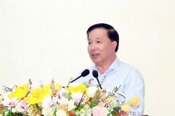 Chủ tịch UBND thành phố Đồng Nai Nguyễn Văn Út đối thoại với thanh niên