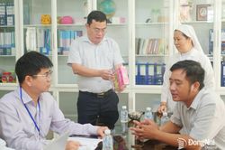 Kiểm tra đột xuất về an toàn thực phẩm tại 2 bếp ăn trường mầm non