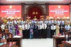Đại hội đại biểu Hội Liên hiệp Văn học Nghệ thuật tỉnh lần thứ I: Mở rộng không gian sáng tạo