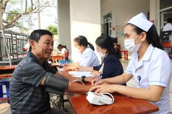 Phường Phan Rang khám sức khỏe, sàng lọc miễn phí cho người dân
