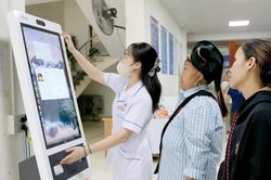 Tăng tốc chuyển đổi số ngành y tế: Giảm thủ tục, nâng chất lượng điều trị