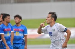 Uzbekistan thắng đậm 5-1, chiếm ngôi đầu bảng C