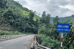 Bảo đảm an toàn giao thông mùa mưa lũ