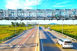 Chưa thể thu phí cao tốc Cần Thơ - Cà Mau từ 15/9