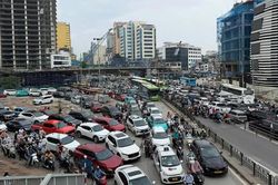 Hà Nội: Điều chỉnh giao thông nút Láng Hạ - Giảng Võ, nhiều xe được đi vào làn BRT