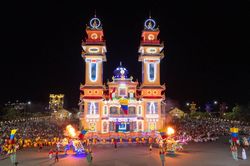Đếm ngược đến Trung thu: Tây Ninh sẵn sàng đón biển người về Toà Thánh và núi Bà Đen