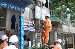 Điện lực Lào Cai chủ động ứng phó thiên tai từ sớm, từ xa