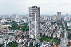 Đất vàng lãng phí, tòa nhà hoang phế