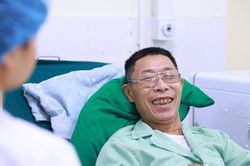 Y tế cơ sở vươn tầm, bệnh nhân vơi nhọc nhằn trên hành trình chạy thận