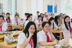 Đồng loạt rà soát, bảo đảm bữa ăn bán trú an toàn