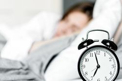 Stress, mất ngủ và bệnh không lây nhiễm: Mối liên hệ ít người biết